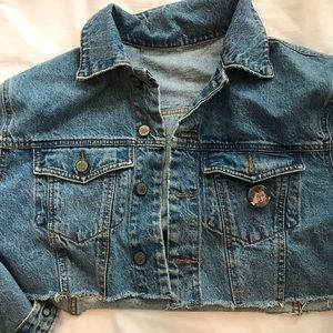 Cropped denim jacket